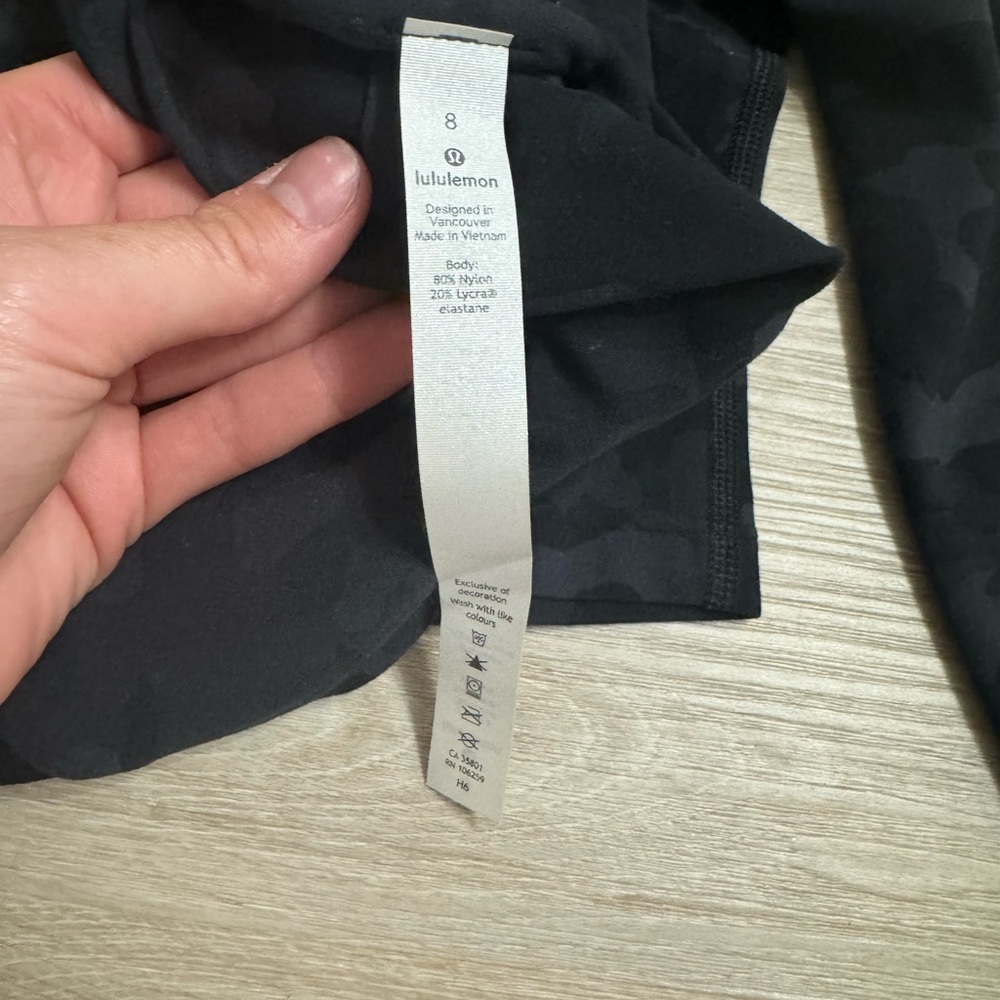 Mock neck - Picture 3 of 3